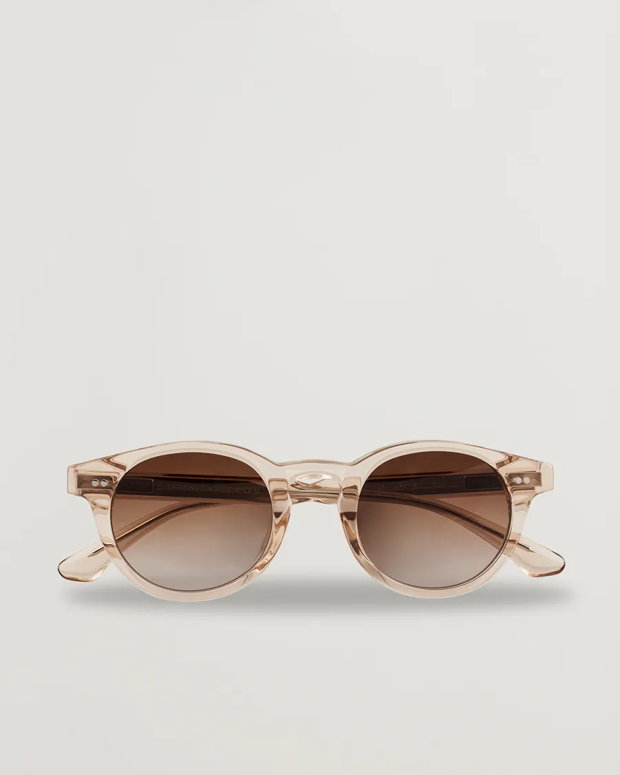 03 Sunglasses Ecru