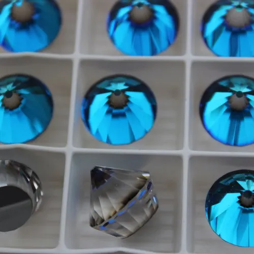 1 cabochon swarovski "cupcake" 14 mm bermuda blue