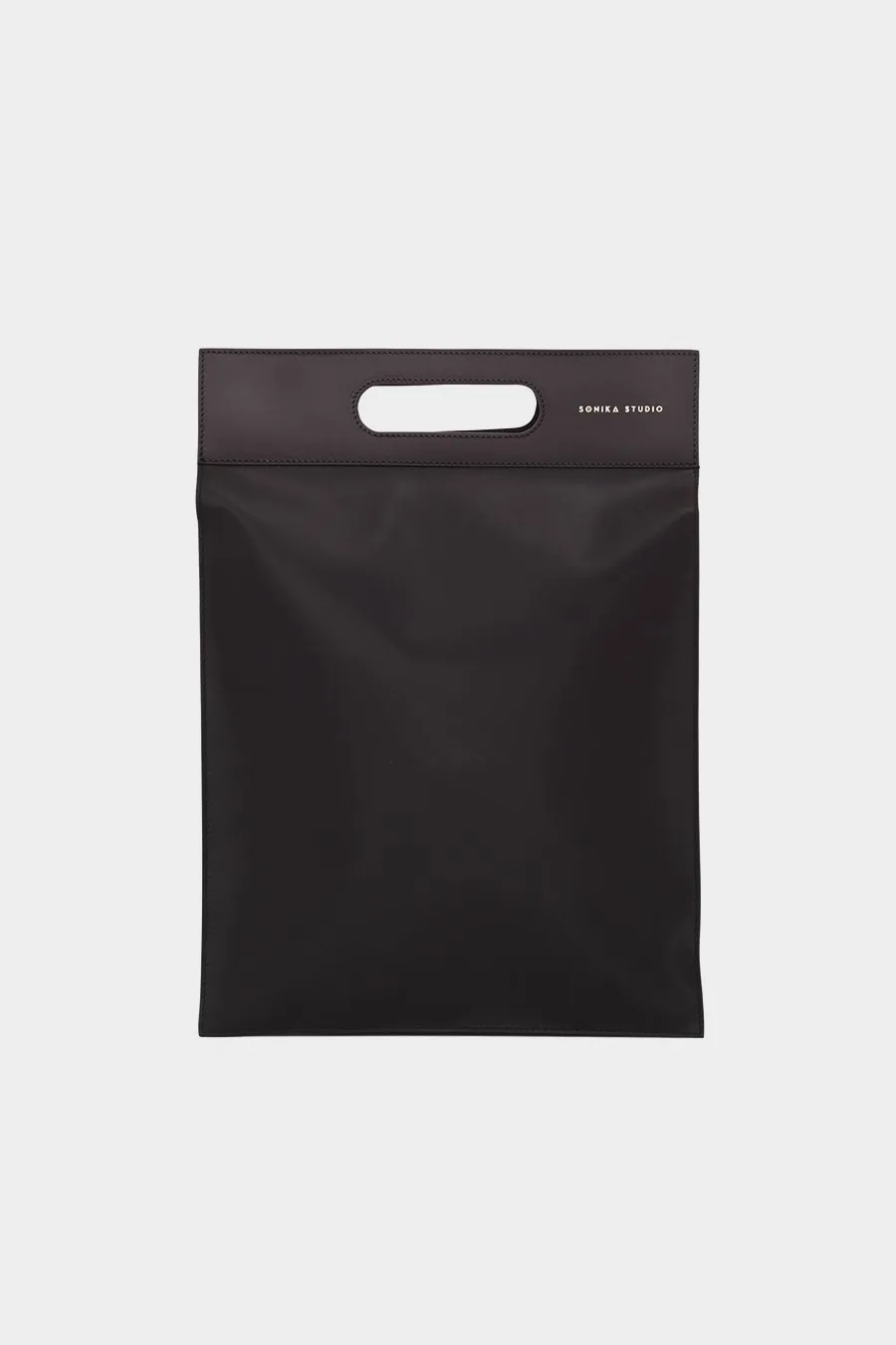 Fourre tout en Cuir noir Sarany