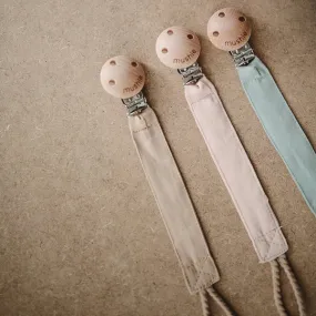 Mushie Roman Green Pacifier Fabric Clip  - Trouva