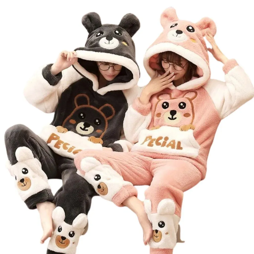 Pyjamas Hiver en Couple avec Capuche Dinosaure : Confort et Style pour les Nuits Froides