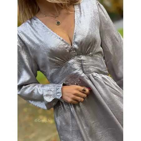 Robe courte argentée manches longues