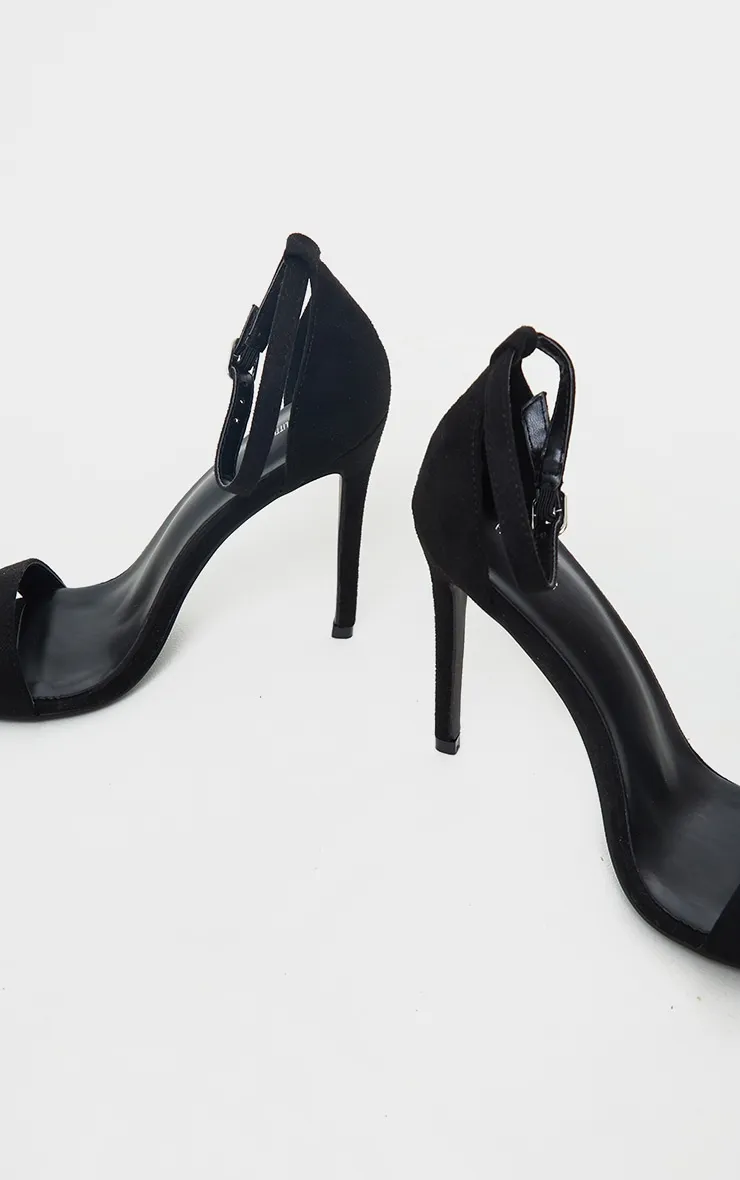 Sandales à talons & bride noires en suédine